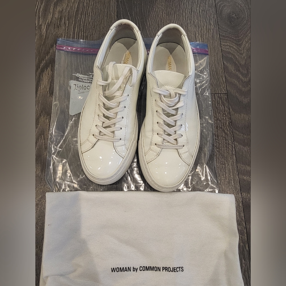 Common Projects Women patent leather sneaker size 5 (Fits 5.5)